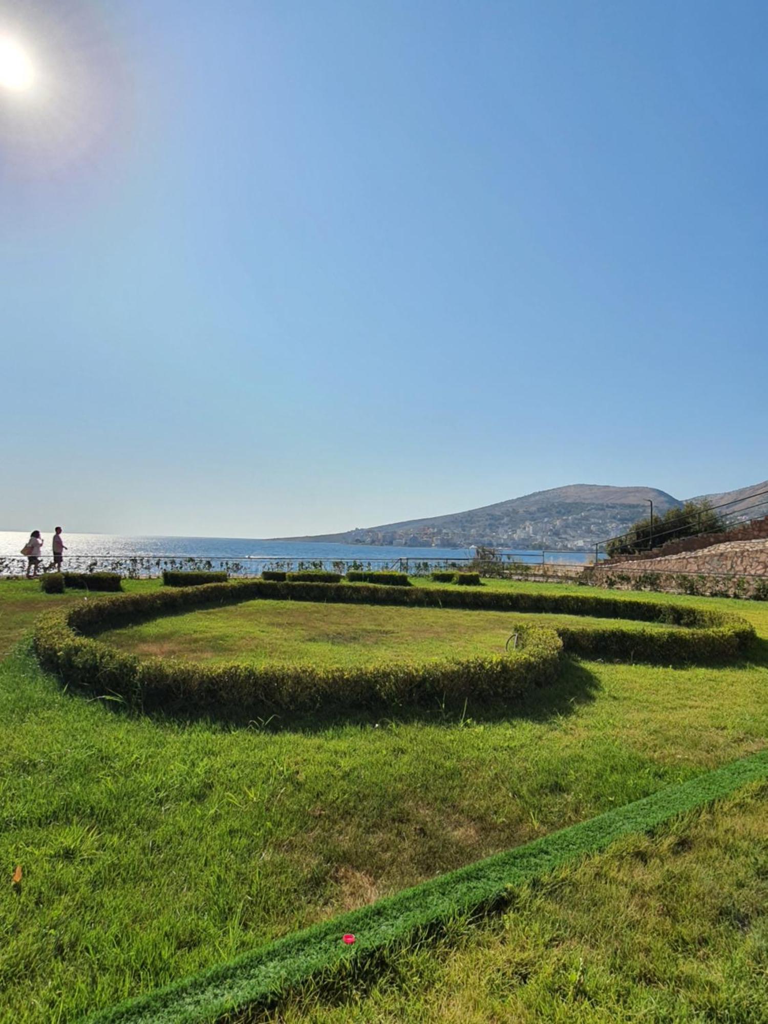 Lookout Apartments 2 Sarandë Buitenkant foto